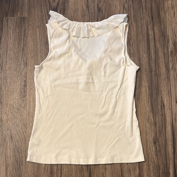 Chaps Cream Ruffled Bib Collar Tank Top - Picture 6 of 6